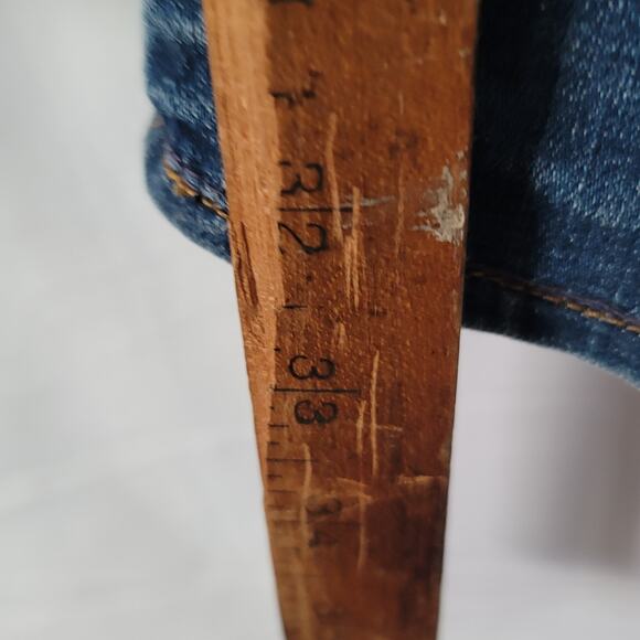 Hudson- Women's Signature Bootcut Jeans - size 29 (10) - Picture 6 of 9